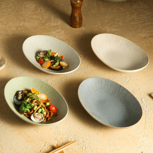 Minimalist Glazed Ceramic Sashime Deep Bowl Oval Porcelain Salad Bowl